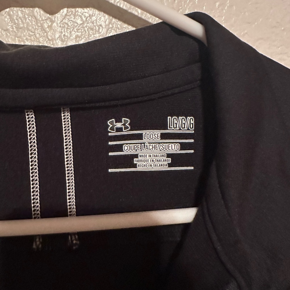 Under Armour Pullover - Picture 5 of 5